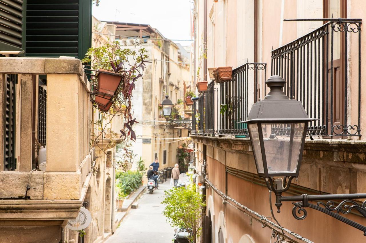 Appartamento Al Consiglio Reginale By Wonderful Italy Syrakus Exterior foto